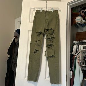 FOERVER 21 Olive Green Jeggings with holes